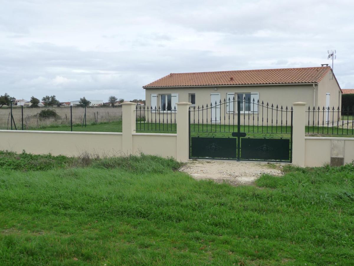 Le Marais Villa LʼÉguille Екстериор снимка